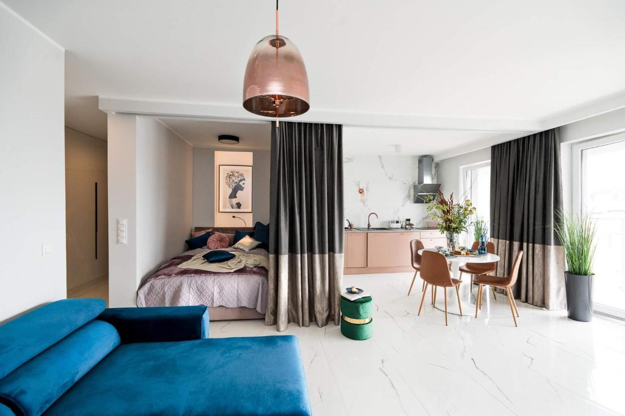 Apartament Marcelin Gold Wes Quality Suite Poznan Ngoại thất bức ảnh